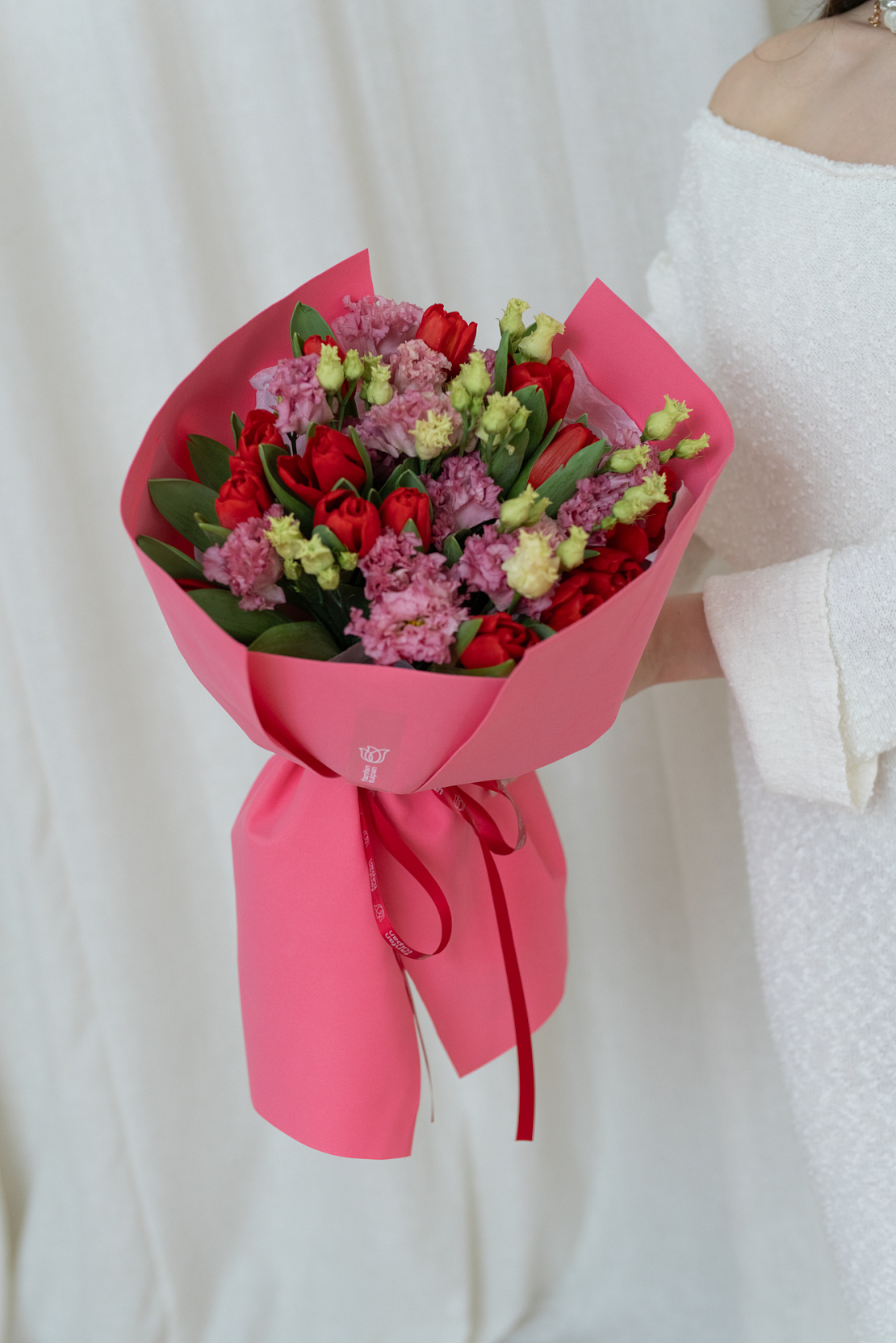 Букет с тюльпанами и эустомой Взаимная Любовь