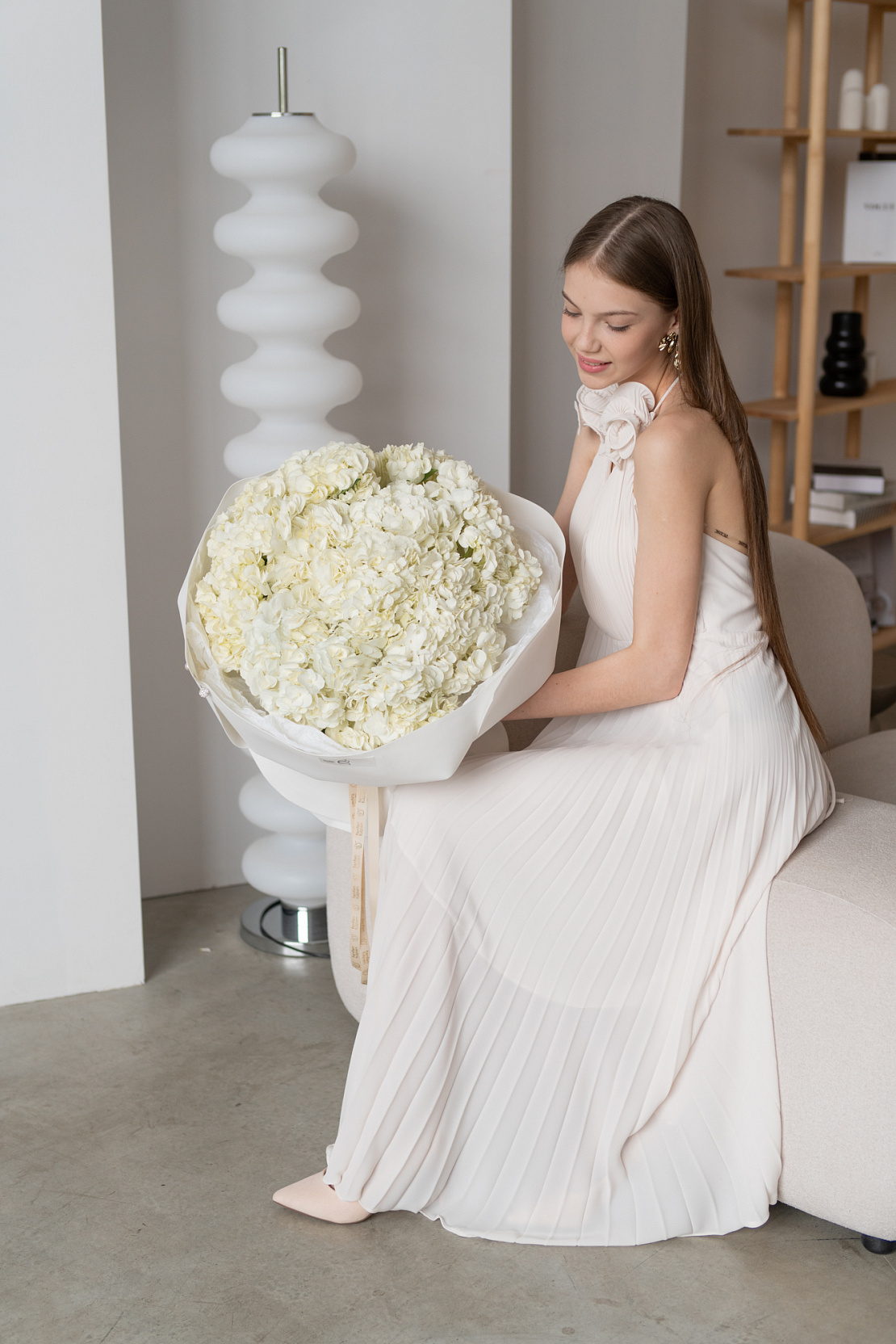 Белый Букет из гортензий Пина Колада